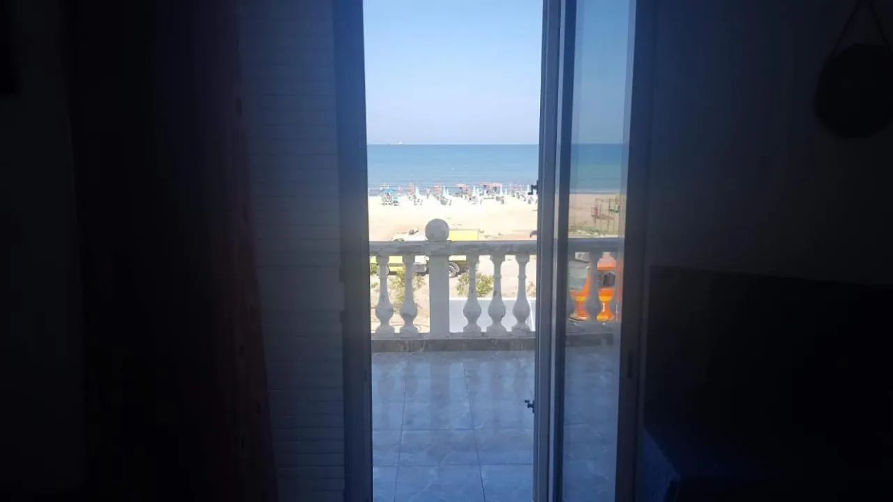 Villa Holidays Home Priam Golem  Albanien