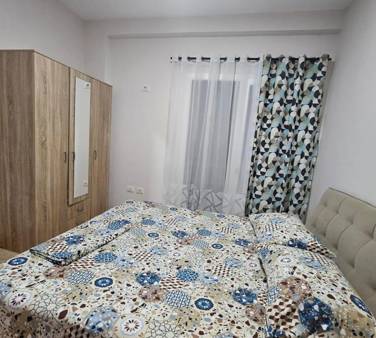 Villa Holidays Home Priam Golem